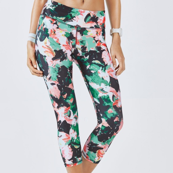 Fabletics Pants - Fabletics Salar Capris